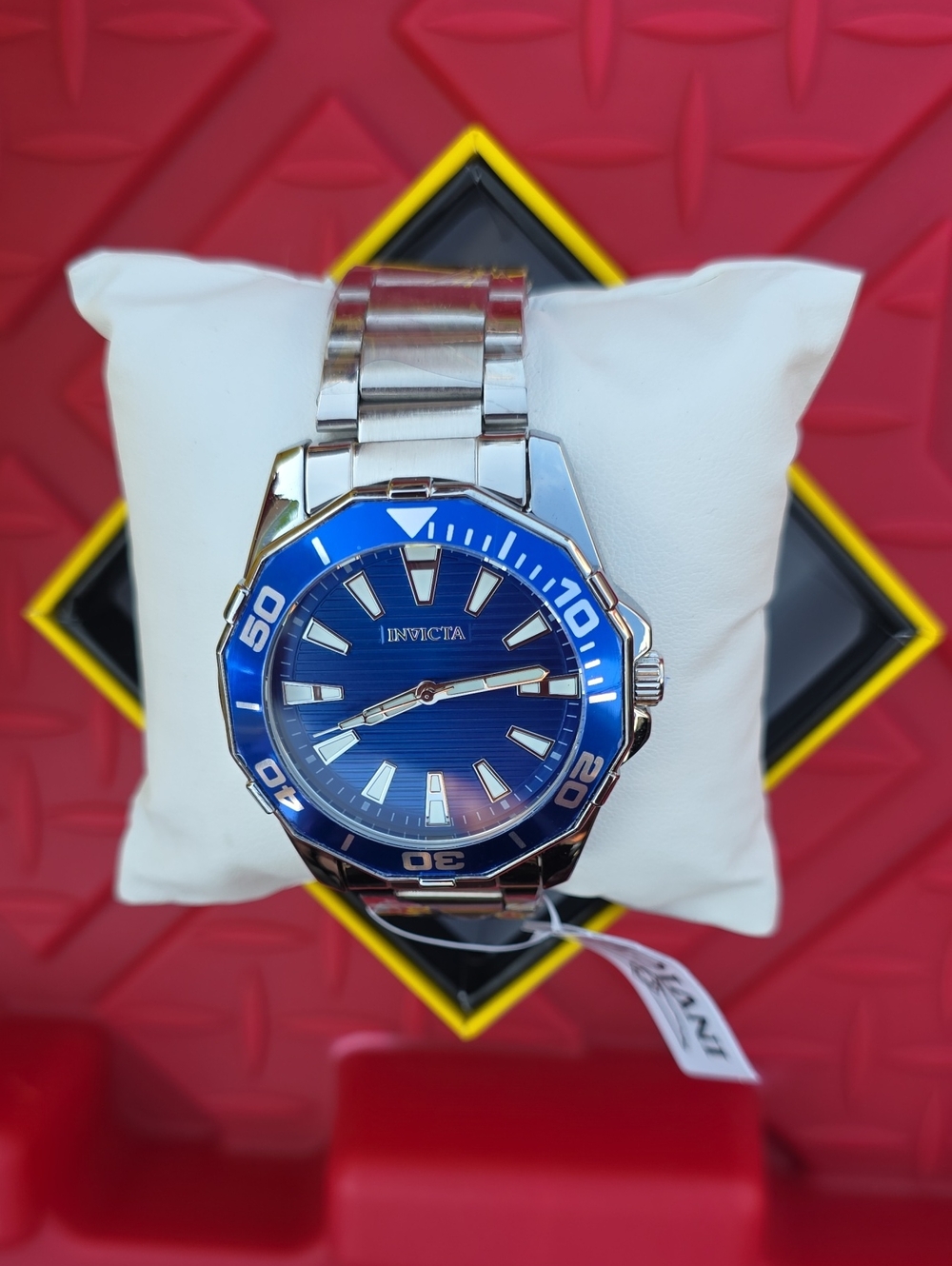412.  Invicta Diver Meridian Men's Watch - 46mm. Steel (69243)